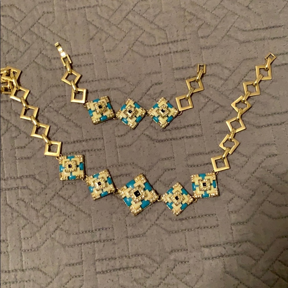 Necklace and bracelet straight from Dubai